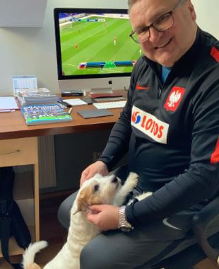 Grazyna Rzewuska husband Czeslaw Michniewicz spending quality time with their pet.